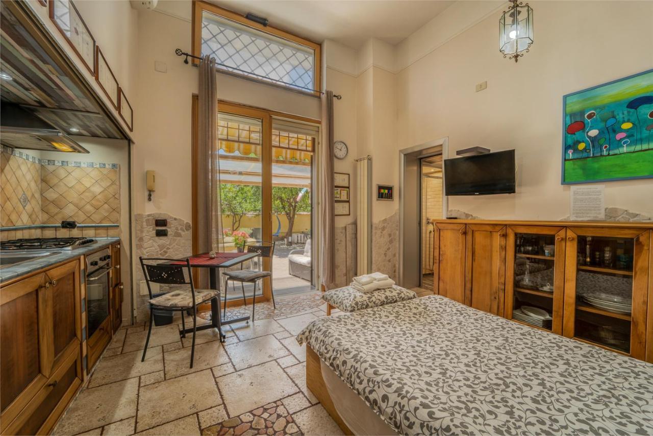 Domus Vesuvia Bed & Breakfast Torre Annunziata Eksteriør bilde
